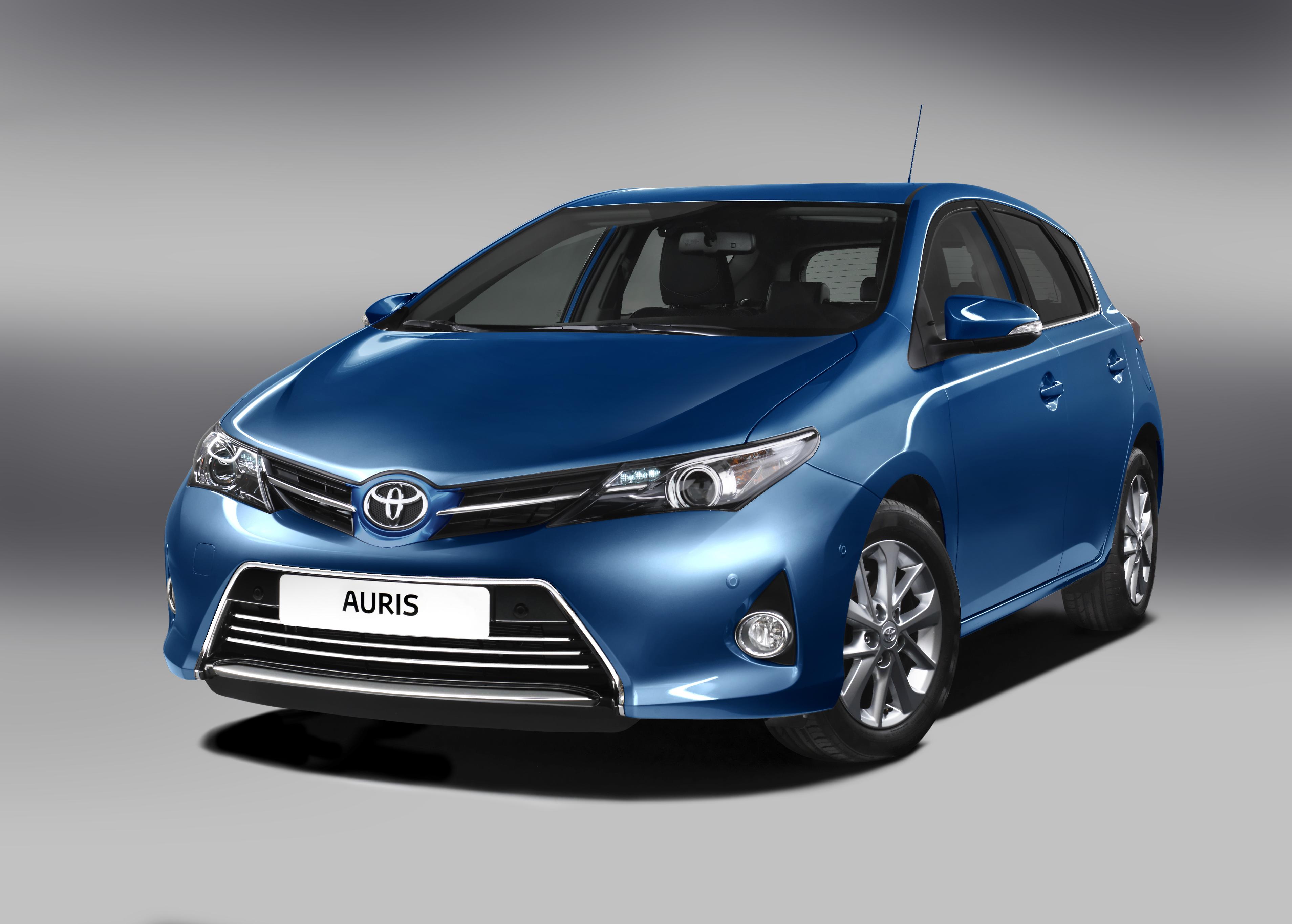 voiture hybride toyota auris #6