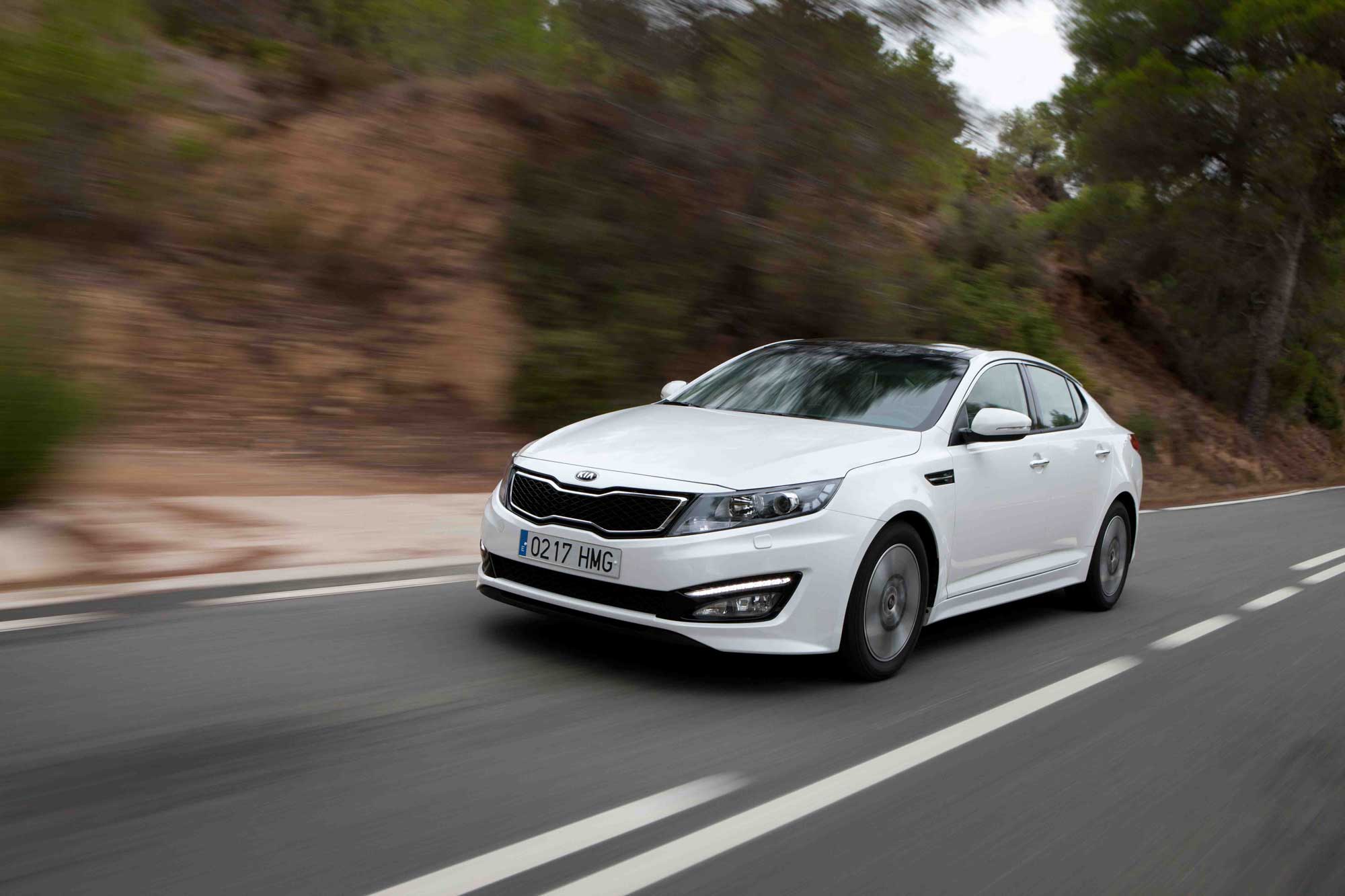 Kia Optima Hybrid Voiture hybride Essais, prix, caractéristiques