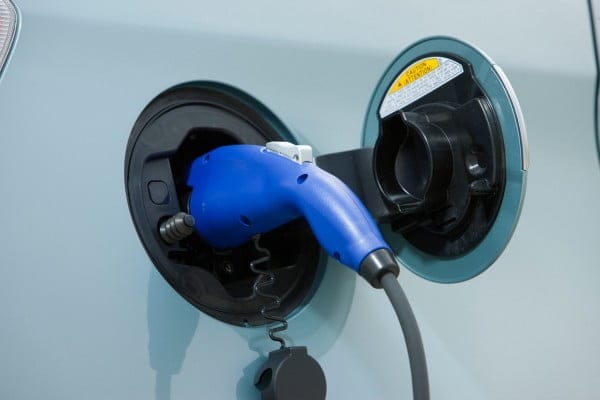 voiture électrique et hybride prise