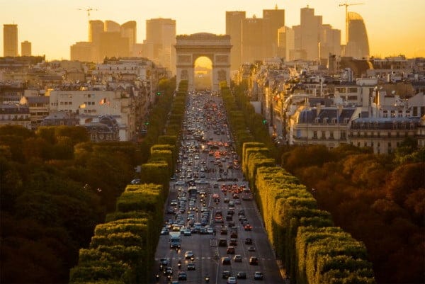 paris-champs-elysees