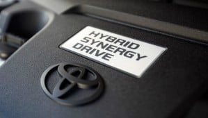 Toyota : des Land Cruiser hybrides d’ici 2016