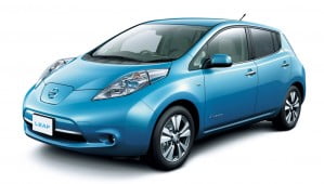 Les voitures électriques toujours handicapées par leur prix