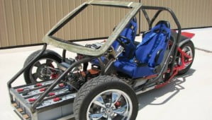 Un Américain va lancer une voiture électrique à faire soi-même