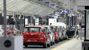 Volkswagen envisage de produire des hybrides en Chine