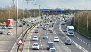 Recharge rapide : 4 constructeurs majeurs s’allient pour le développement du réseau britannique