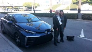 Pile à combustible : Toyota livre les clés de la première Mirai pour les États-Unis