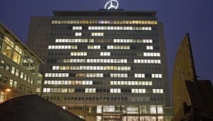 Daimler n’exclut pas un joint-venture avec Apple ou Google