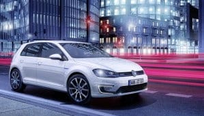 Voitures hybrides rechargeables : 541 immatriculations en janvier 2016