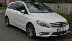 Une Mercedes électrique pour les footballeurs de Leicester
