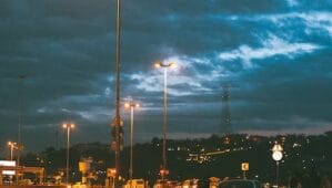 L’Électrisation des portefeuilles : la flambée des primes d’assurance et son impact sur le secteur des véhicules électriques