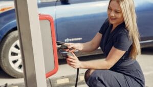 Allemagne : La transition énergétique impulse un virage électrique mitigé sur le marché automobile