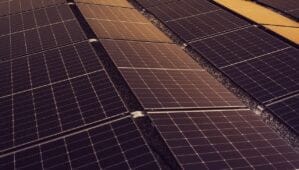 L’innovation solaire au service de l’autonomie : le Tesla Model Y à l’épreuve du DIY