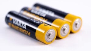 Stellantis s’engage avec Tiamat pour révolutionner le marché avec les batteries sodium-ion