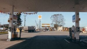 Le Diesel Reprend du Terrain sur l’Électrique en Europe : Un Phénomène Temporaire ou un Signal d’Alerte ?