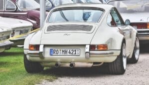 Porsche fait marche arrière : Le retour en grâce du thermique face à l’électrique
