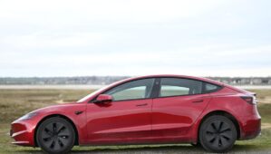 Renault dépasse Tesla en France : décryptage d’un tournant majeur pour l’électrique