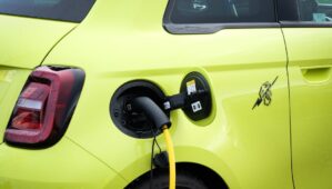 Dacia électrique à moins de 15 000€ : Opportunité historique ou mirage environnemental ?