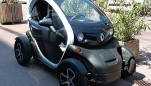 Renault 5 Five : une électrique à moins de 25 000 €, vraie révolution ou compromis risqué pour le marché français ?
