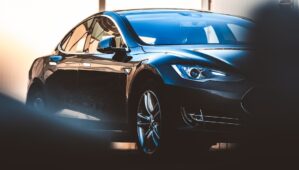 Effondrement de Tesla en Allemagne : quel bouleversement pour les ambitions françaises sur l’électrique européen ?