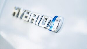 La revanche de l’hybride : comment Renault détrône Toyota sur le marché européen face à la chute du diesel