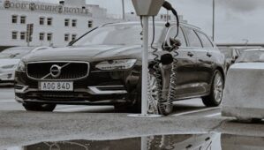 Volvo XC70 PHEV 200 km: l’hybride longue portée qui bouscule (vraiment) le tout-électrique en Europe ?
