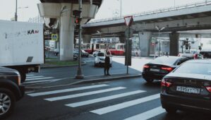Crash industriel vs. pays accro à la voiture: comment la France s’est enfermée dans un piège (et les sorties possibles)