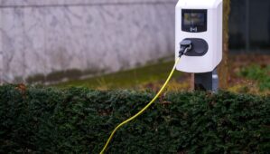 Hybrides rechargeables: recharge obligatoire ? Le coup de poker allemand face au tout-électrique