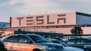 Europe 2025 : Tesla décroche, les Chinois raflent la mise