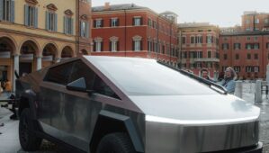 Robo-taxis à Londres, 24 Heures du Mans en hybride: la double offensive chinoise en Europe