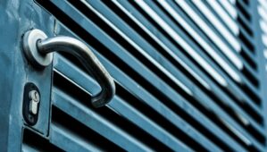 Poignées rétractables: la Chine tranche, l’Europe suivra-t‑elle au risque de perdre quelques km d’autonomie ?