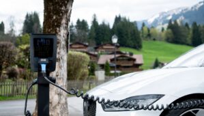 Pourquoi TotalEnergies pousse soudain l’électrique à la campagne