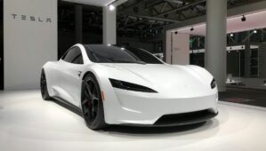 Tesla Roadster : prouesse réelle ou grand numéro de scène ?